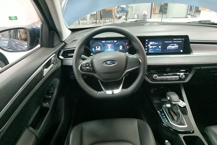 Used Ford Escort 2021 1.5L Automatic Diamond Edition Steering Wheel