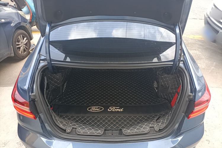 Used Ford Escort 2021 1.5L Automatic Diamond Edition Trunk