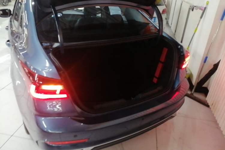 Used Ford Escort 2021 1.5L Automatic Diamond Edition Trunk
