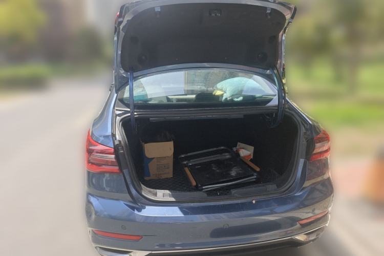 Used Ford Escort 2021 1.5L Automatic Platinum Edition Trunk
