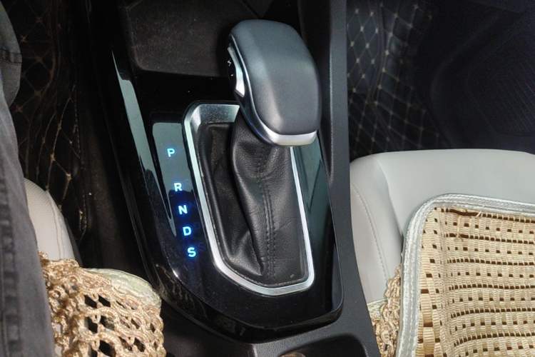 Used Ford Escort 2021 1.5L Automatic Diamond Edition Gear Lever