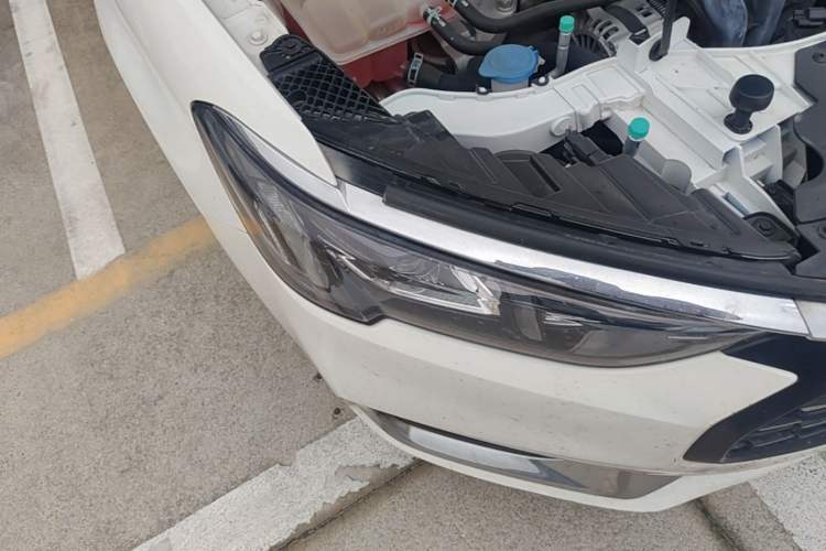 Used Ford Escort 2021 1.5L Automatic Diamond Edition Right Front Headlight