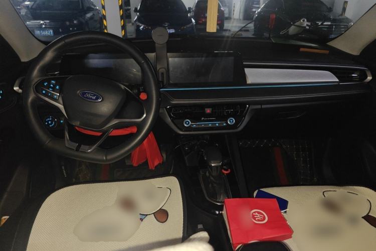 Used Ford Escort 2021 1.5L Automatic Diamond Edition Center Console