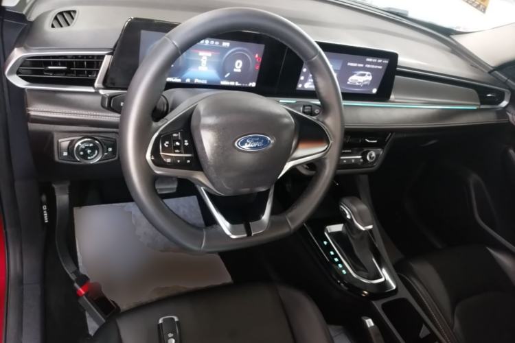 Used Ford Escort 2021 1.5L Automatic Diamond Edition Center Console