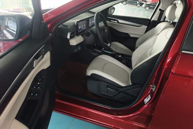 Used Ford Escort 2021 1.5L Automatic Diamond Edition Driver Seat