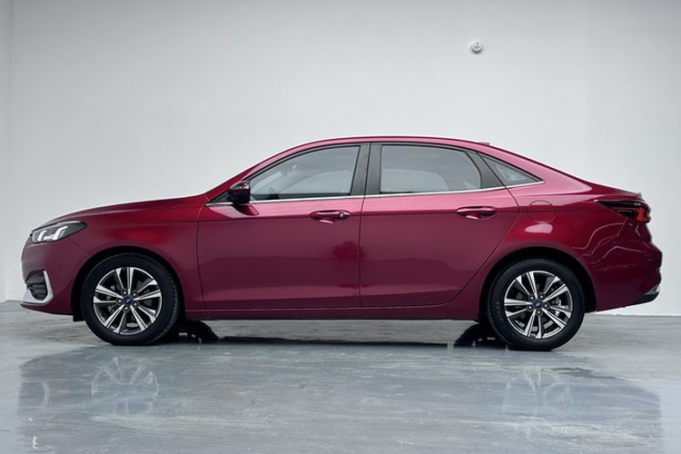 Used Ford Escort 2021 1.5L Automatic Diamond Edition Exterior 1