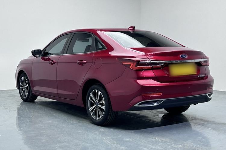 Used Ford Escort 2021 1.5L Automatic Diamond Edition Exterior 3