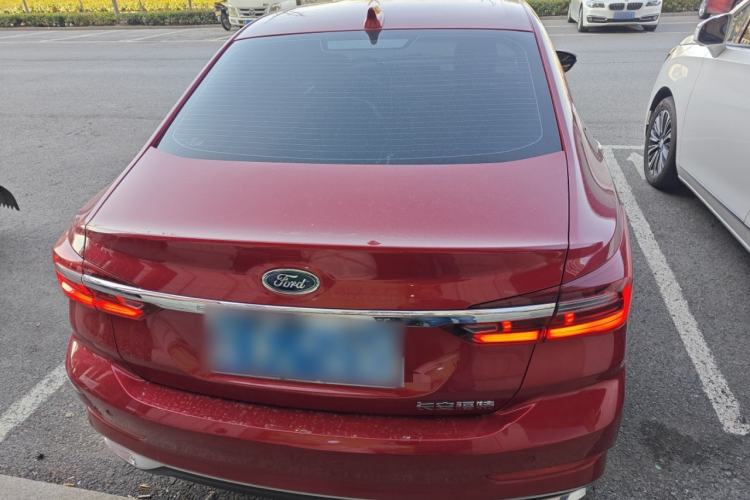 Used Ford Escort 2021 1.5L Automatic Diamond Edition Exterior 4