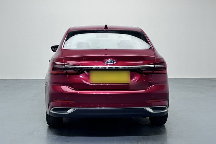Used Ford Escort 2021 1.5L Automatic Diamond Edition Exterior 4
