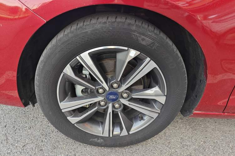 Used Ford Escort 2021 1.5L Automatic Diamond Edition Exterior 7