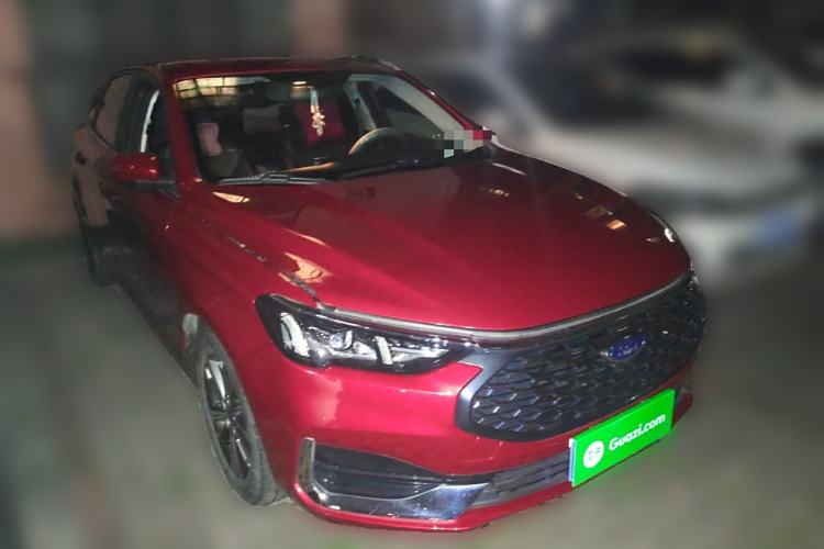 Used Ford Escort 2021 1.5L Automatic Platinum Edition Front Right 45 Deg