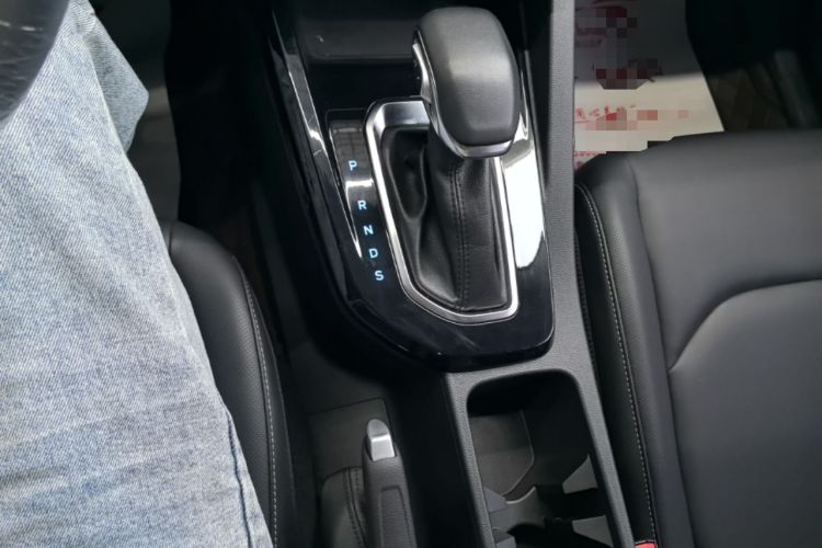 Used Ford Escort 2021 1.5L Automatic Diamond Edition Gear Lever