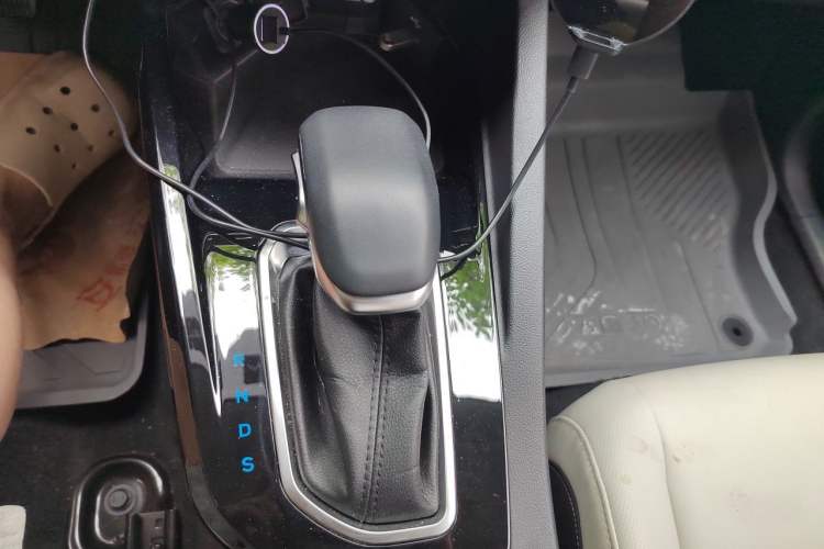 Used Ford Escort 2021 1.5L Automatic Diamond Edition Gear Lever