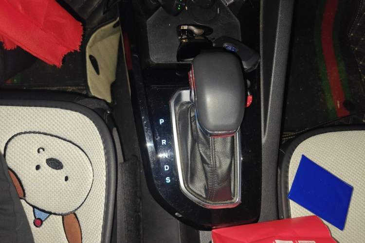 Used Ford Escort 2021 1.5L Automatic Diamond Edition Gear Lever