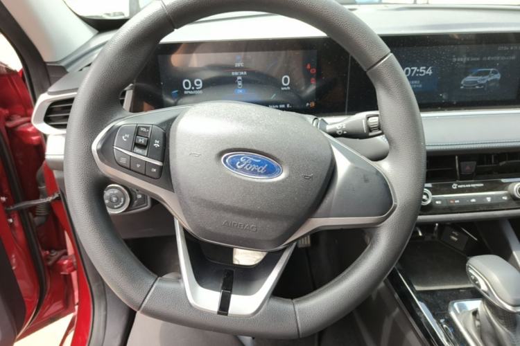 Used Ford Escort 2021 1.5L Automatic Platinum Edition Steering Wheel
