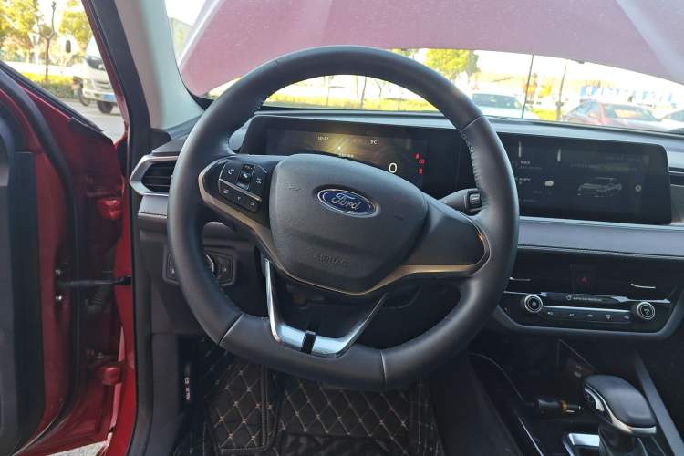 Used Ford Escort 2021 1.5L Automatic Diamond Edition Steering Wheel