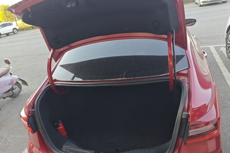 Used Ford Escort 2021 1.5L Automatic Diamond Edition Trunk