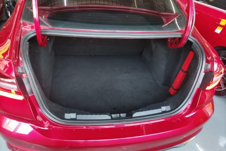 Used Ford Escort 2021 1.5L Automatic Diamond Edition Trunk