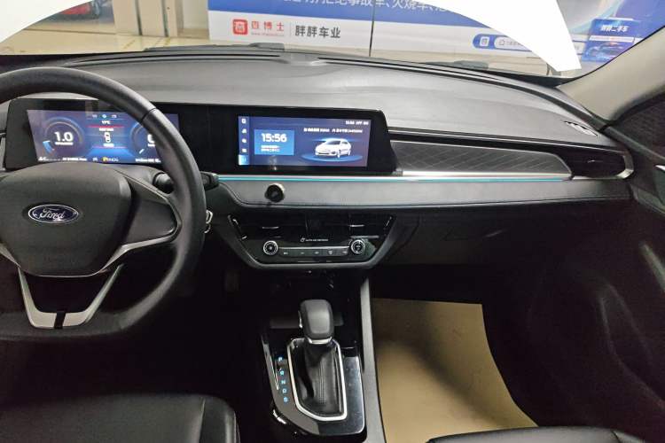 Used Ford Escort 2021 1.5L Automatic Platinum Edition Audio And AC Panel