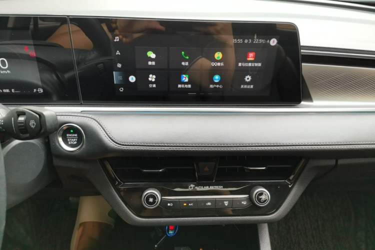 Used Ford Escort 2021 1.5L Automatic Diamond Edition Audio And AC Panel