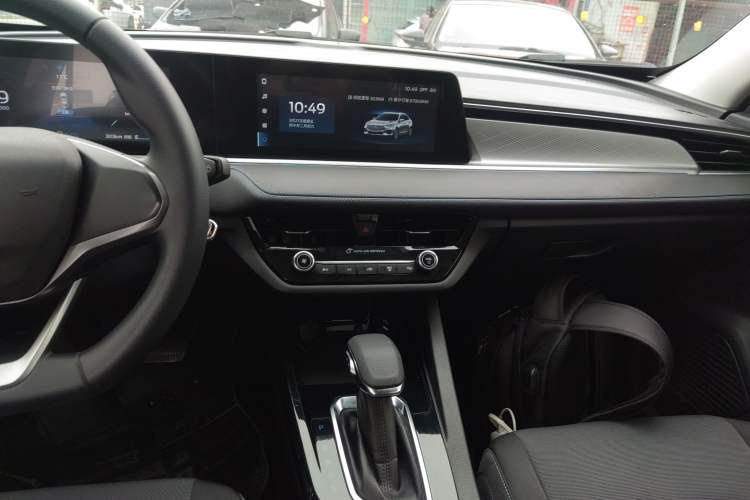 Used Ford Escort 2021 1.5L Automatic Gold Edition Audio And AC Panel