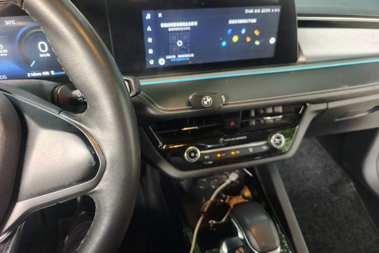 Used Ford Escort 2021 1.5L Automatic Platinum Edition Audio And AC Panel