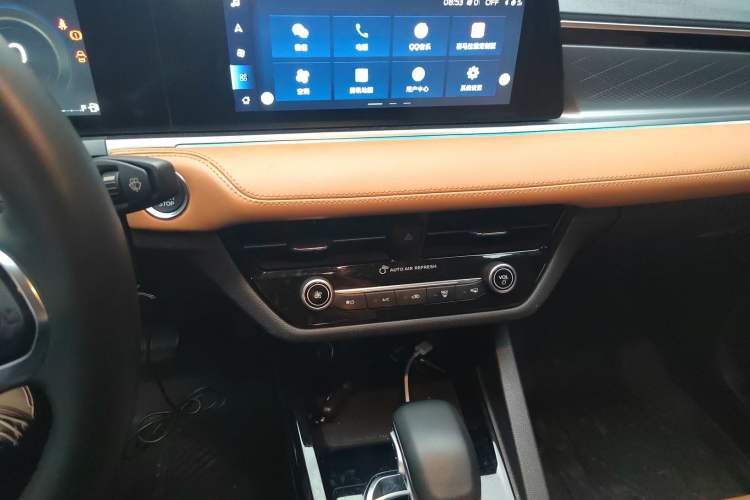 Used Ford Escort 2021 1.5L Automatic Diamond Edition Audio And AC Panel