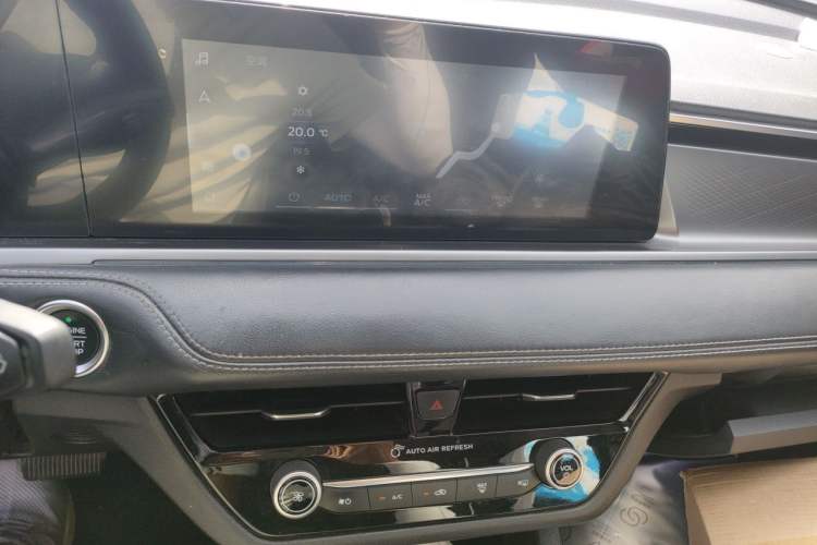 Used Ford Escort 2021 1.5L Automatic Diamond Edition Audio And AC Panel