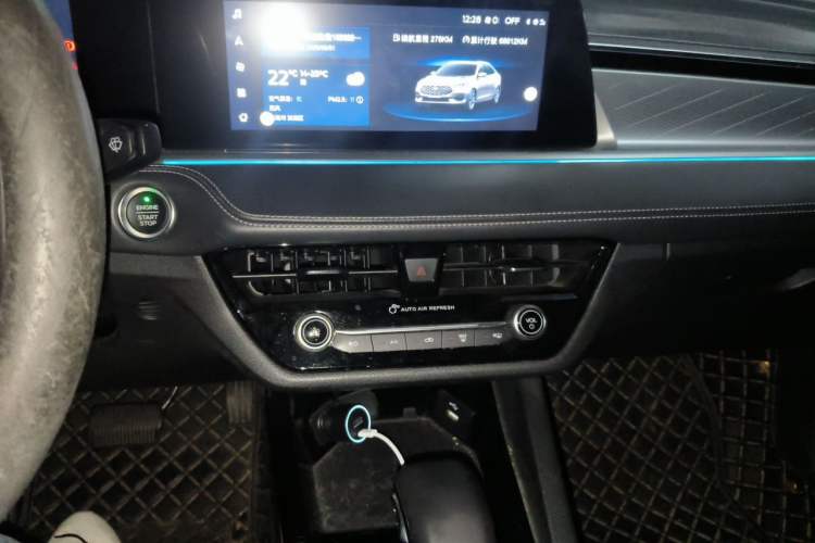 Used Ford Escort 2021 1.5L Automatic Diamond Edition Audio And AC Panel