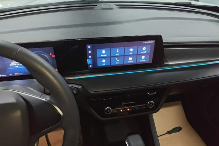Used Ford Escort 2021 1.5L Automatic Gold Edition Audio And AC Panel