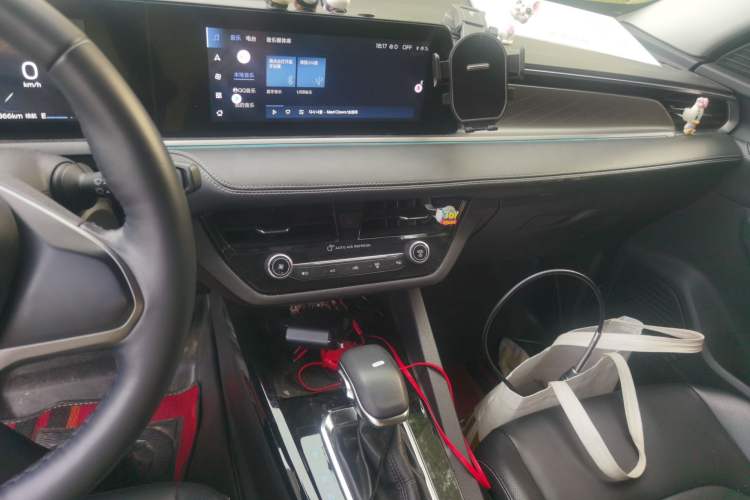 Used Ford Escort 2021 1.5L Automatic Diamond Edition Audio And AC Panel