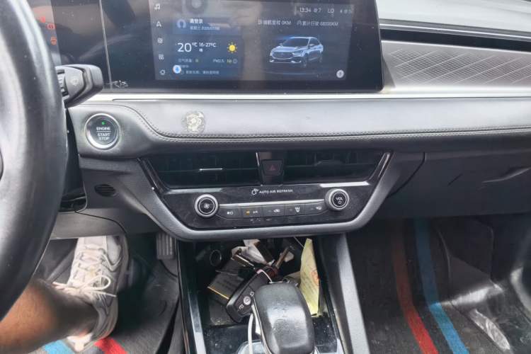 Used Ford Escort 2021 1.5L Automatic Diamond Edition Audio And AC Panel