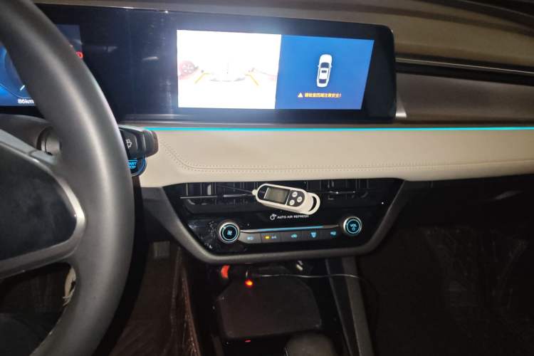 Used Ford Escort 2021 1.5L Automatic Diamond Edition Audio And AC Panel