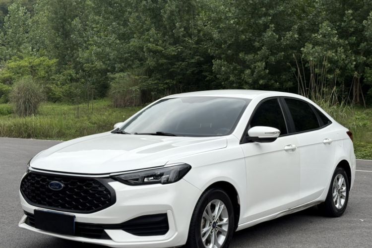 Ojetý Ford Escort 2021 1.5L Automatic Gold Edition Guazi used car, China used car export, Used car for sale, Used  cars, Cheapest cars for sale