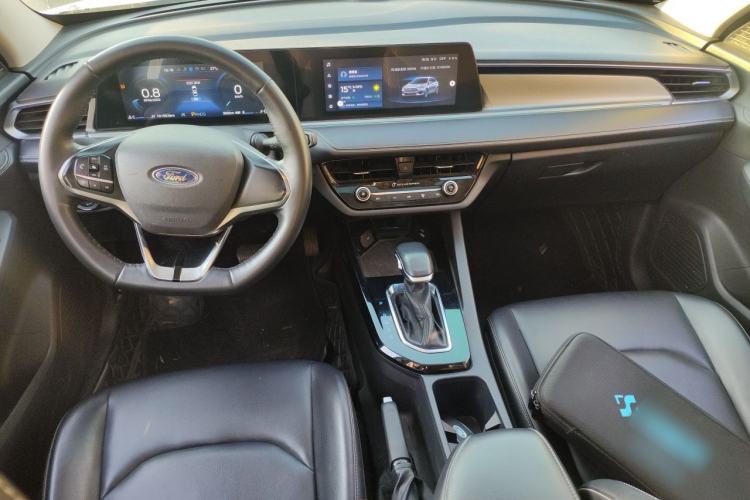 Used Ford Escort 2021 1.5L Automatic Diamond Edition Center Console