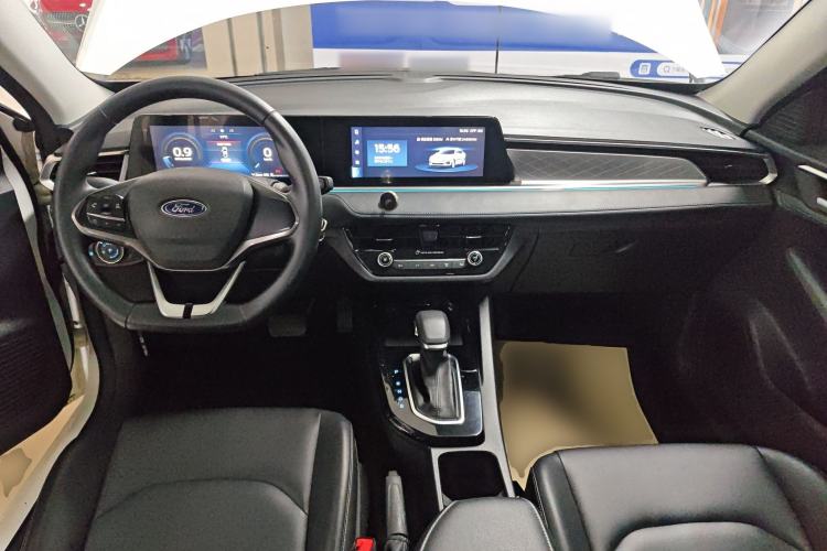 Used Ford Escort 2021 1.5L Automatic Platinum Edition Center Console