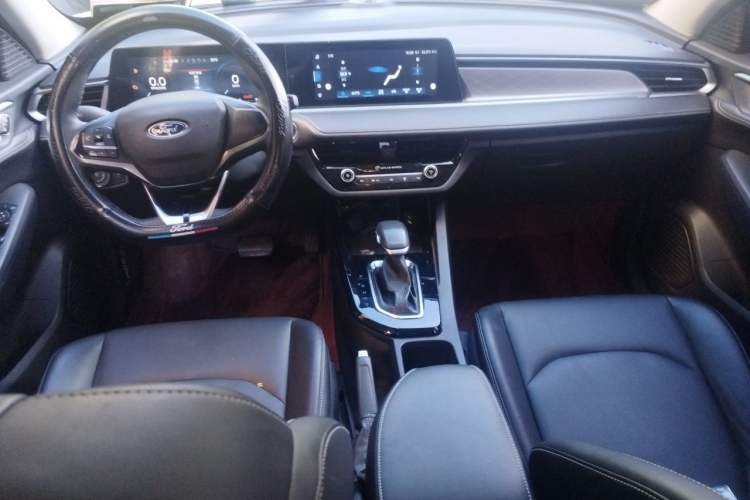 Used Ford Escort 2021 1.5L Automatic Diamond Edition Center Console