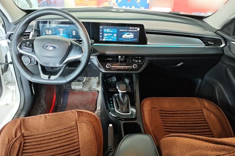 Used Ford Escort 2021 1.5L Automatic Diamond Edition Center Console