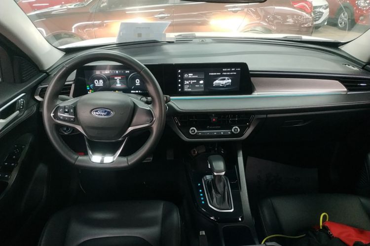 Used Ford Escort 2021 1.5L Automatic Diamond Edition Center Console