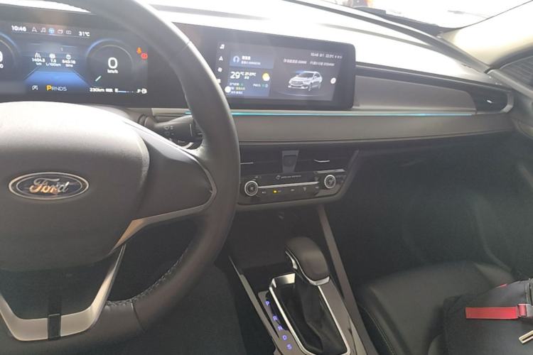 Used Ford Escort 2021 1.5L Automatic Diamond Edition Center Console