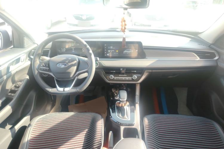 Used Ford Escort 2021 1.5L Automatic Diamond Edition Center Console