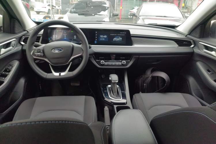 Used Ford Escort 2021 1.5L Automatic Gold Edition Center Console