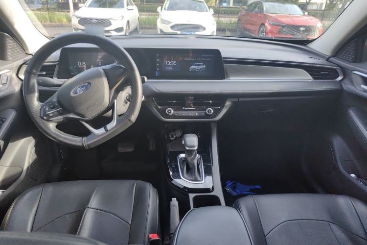 Used Ford Escort 2021 1.5L Automatic Gold Edition Center Console