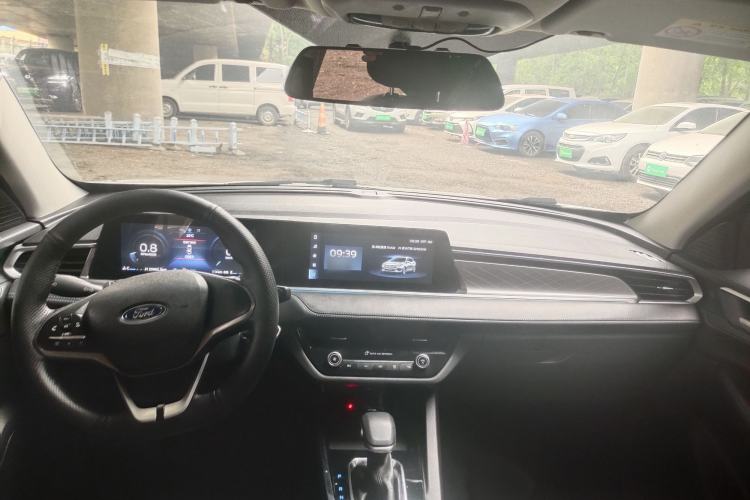 Used Ford Escort 2021 1.5L Automatic Platinum Edition Center Console