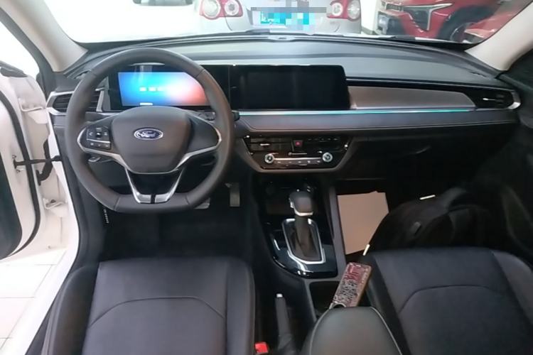 Used Ford Escort 2021 1.5L Automatic Diamond Edition Center Console