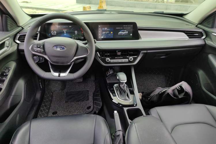 Used Ford Escort 2021 1.5L Automatic Diamond Edition Center Console