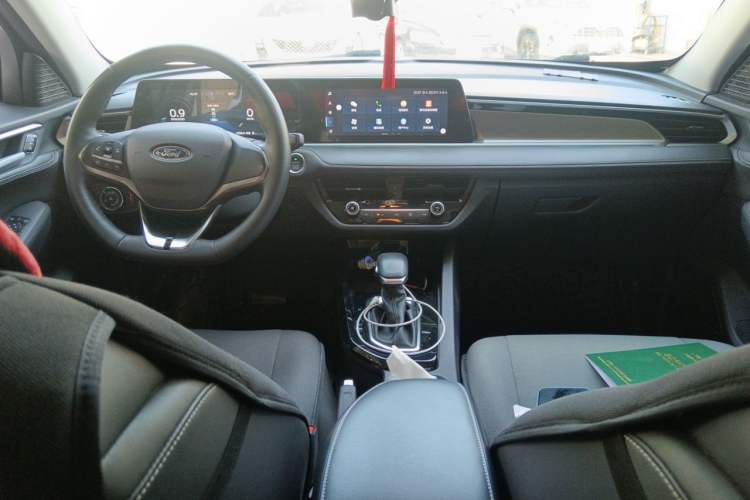 Used Ford Escort 2021 1.5L Automatic Diamond Edition Center Console