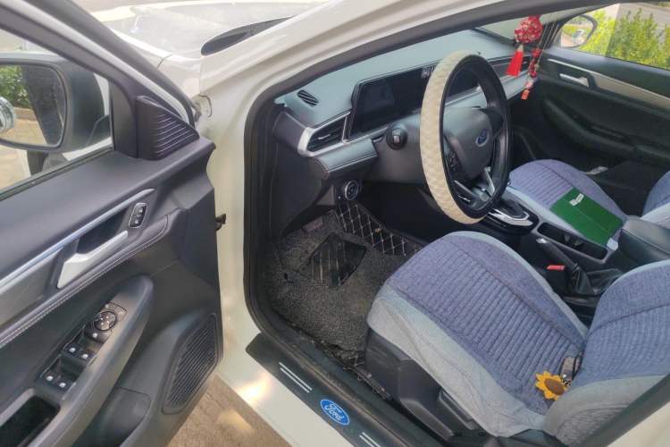 Used Ford Escort 2021 1.5L Automatic Diamond Edition Driver Seat