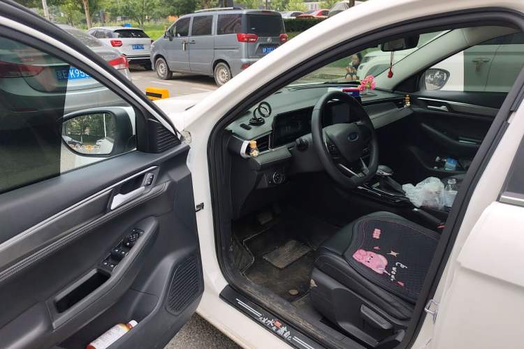 Used Ford Escort 2021 1.5L Automatic Diamond Edition Driver Seat