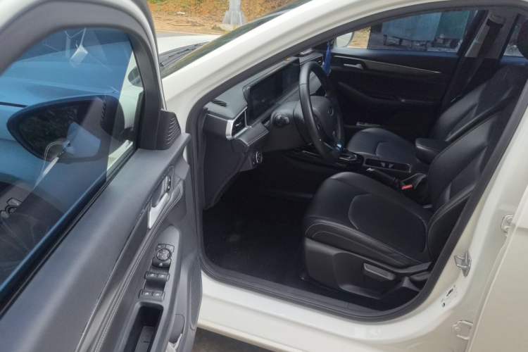 Used Ford Escort 2021 1.5L Automatic Diamond Edition Driver Seat
